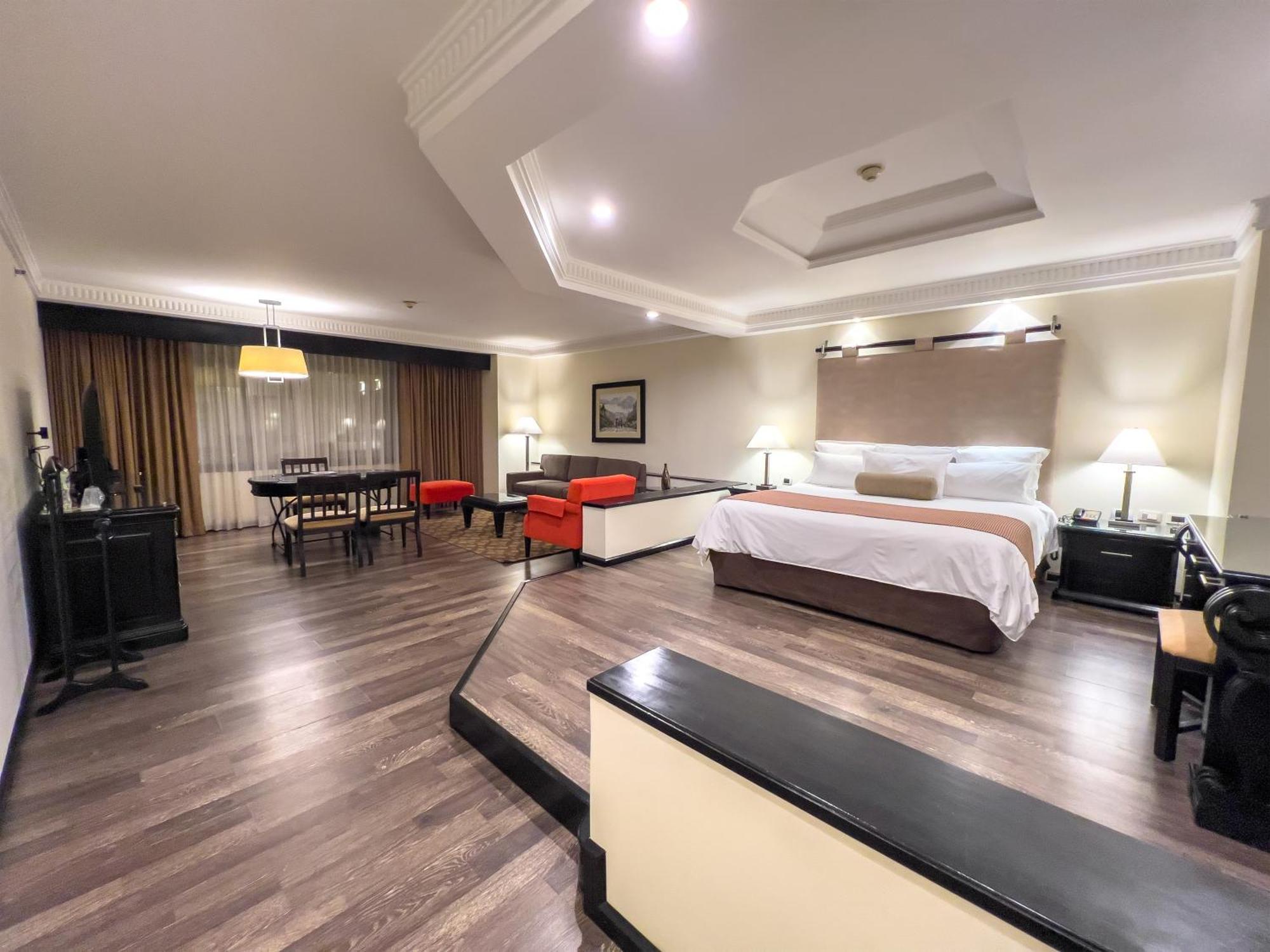 Tikal Futura & Convention Center 5*