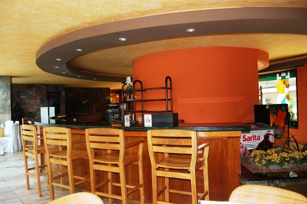 Tikal Futura & Convention Center 5*
