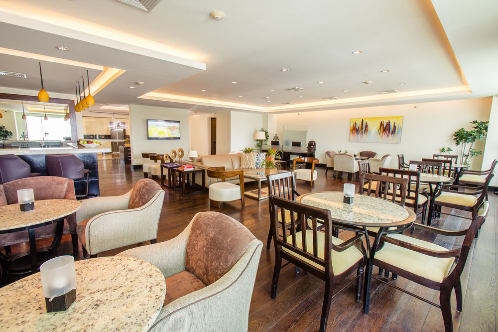 Hotel Tikal Futura & Convention Center 5*