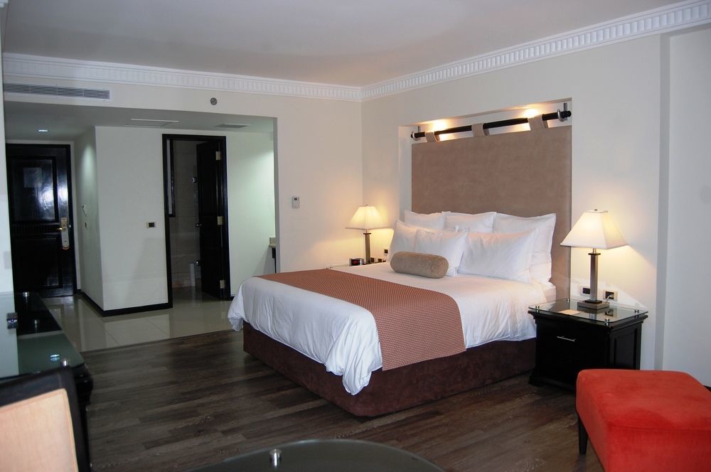 Tikal Futura & Convention Center Hotel 5*